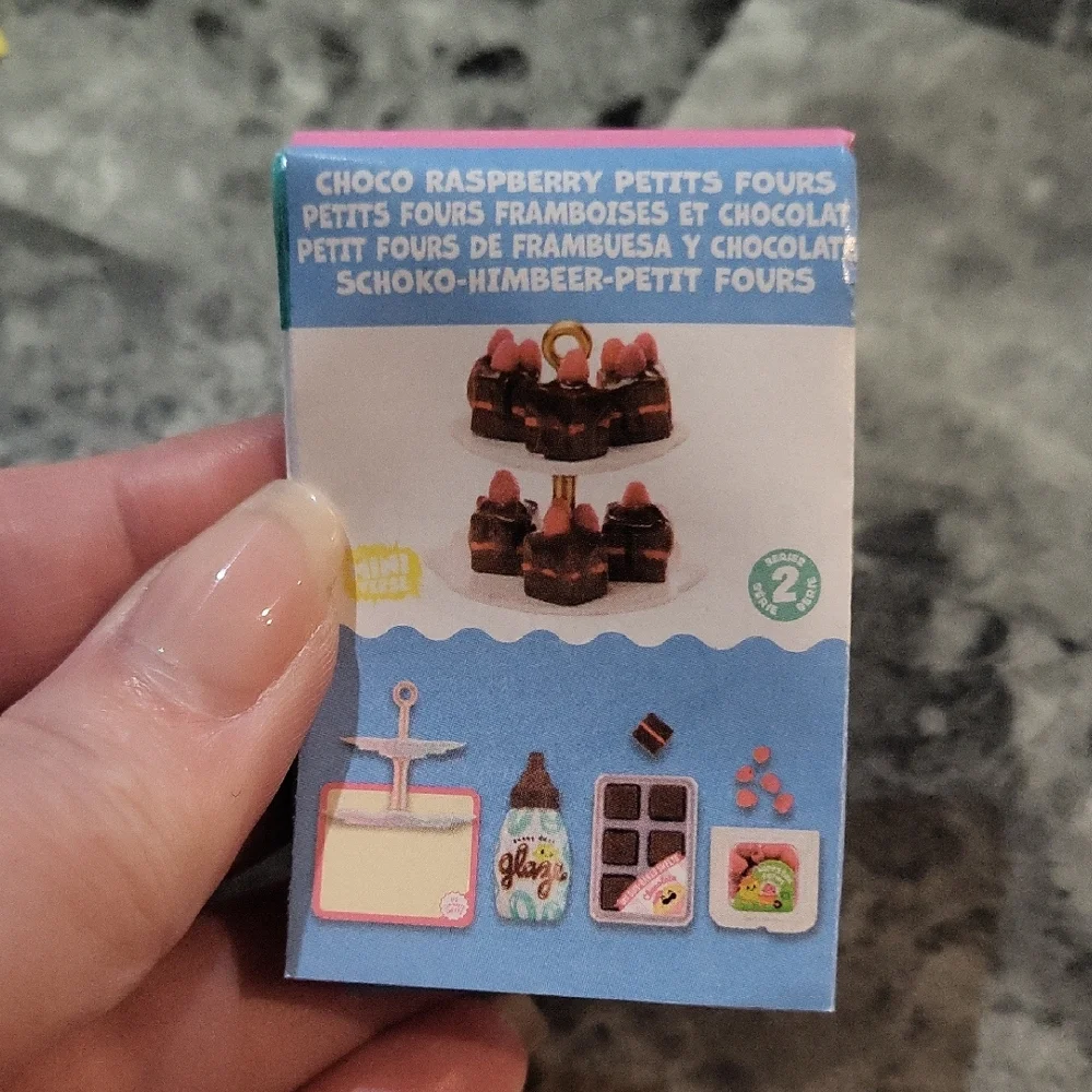 Miniverse Make It Mini Choco Raspberry Petits Fours